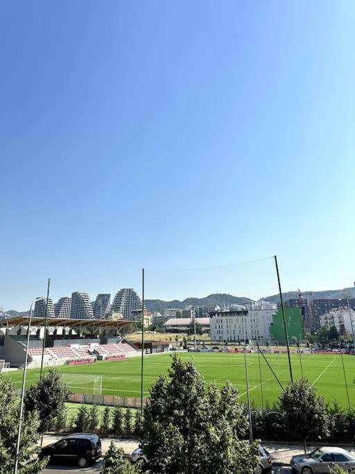 Great Apartament Near Lake & Blloku Area تيرانا المظهر الخارجي الصورة
