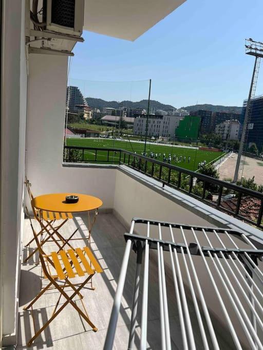 Great Apartament Near Lake & Blloku Area تيرانا المظهر الخارجي الصورة